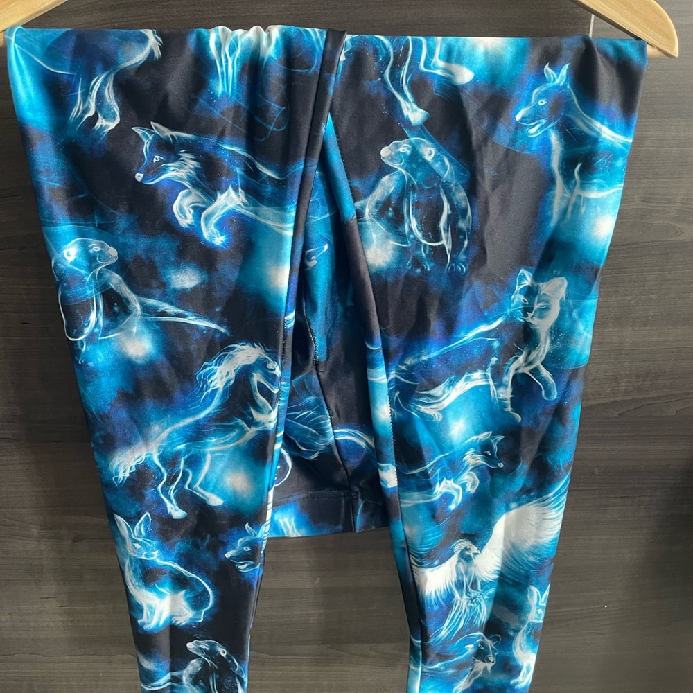 Blackmilk Harry Potter “Patronus” Leggings size large